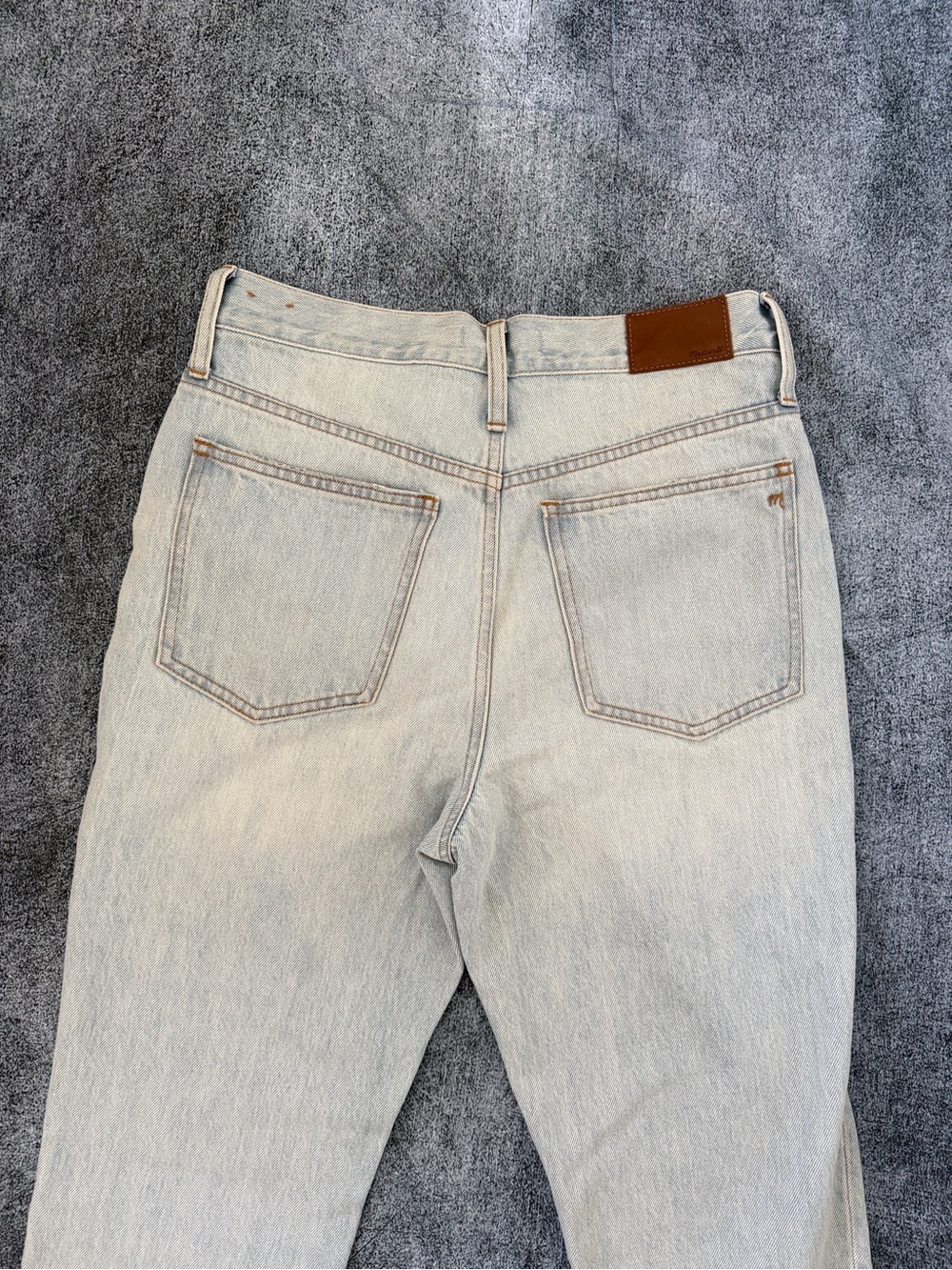 Madewell Classic Straight Full-Length Jeans in Fitzgerald Wash Size 28 (W30 L27)